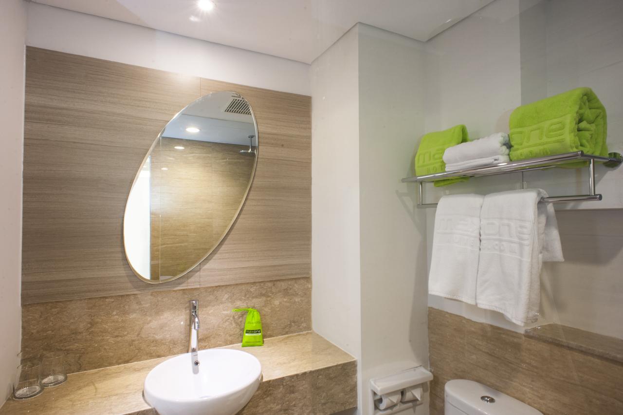 Maxonehotels.com@dharmahusada -